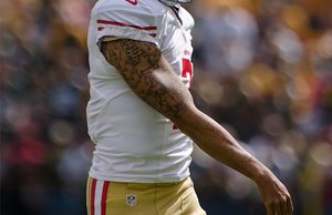 NFL THUG BASHES TRUMP, PROTESTS ANTHEM – GETS MASSIVE KARMIC PAYBACK AFTER WHAT JUST HAPPENED TO HIS ANKLE